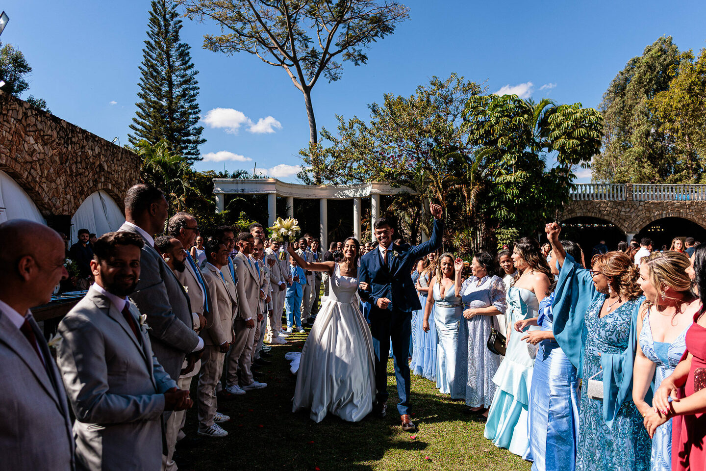 Fotos de casamento no espaço Helen Aguiar - Pampulha - Gabriela e Thiago