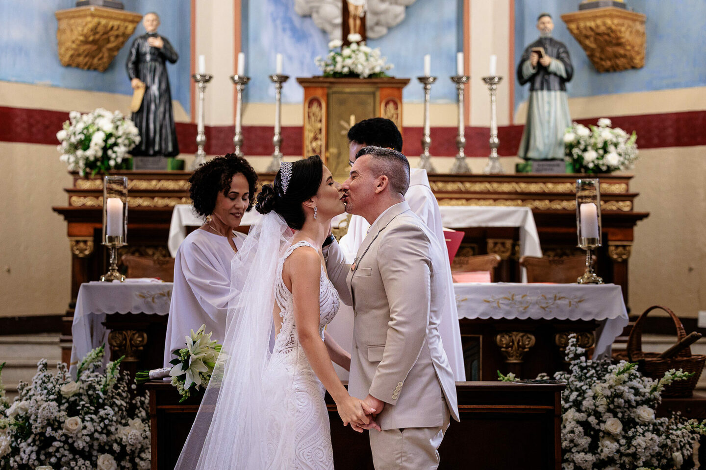 Casamento de Lais e Igor na Capela do Colégio Arnaldo